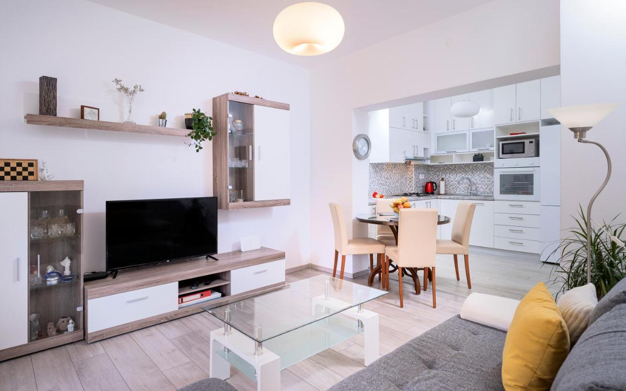 Kumquat Apartment - Zf Hvar Đảo Hvar Ngoại thất bức ảnh