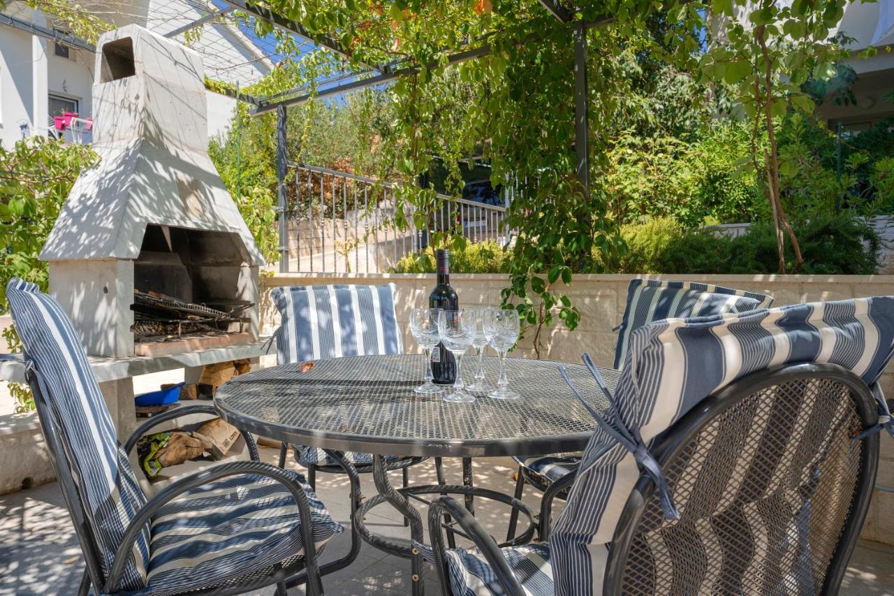 Kumquat Apartment - Zf Hvar Đảo Hvar Ngoại thất bức ảnh
