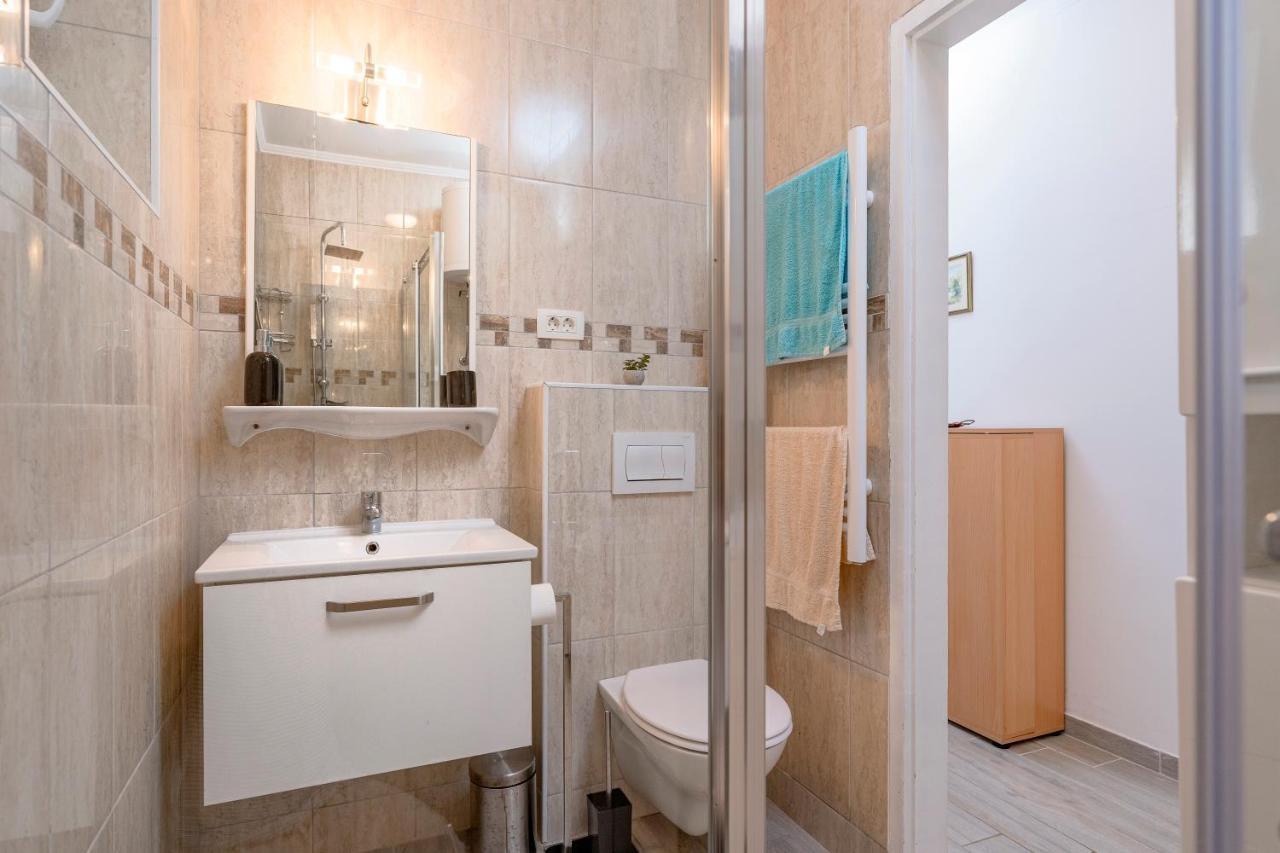 Kumquat Apartment - Zf Hvar Đảo Hvar Ngoại thất bức ảnh