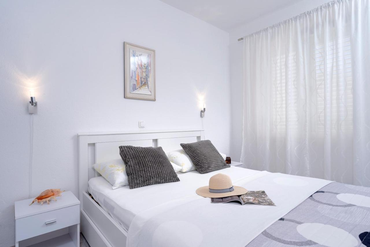 Kumquat Apartment - Zf Hvar Đảo Hvar Ngoại thất bức ảnh