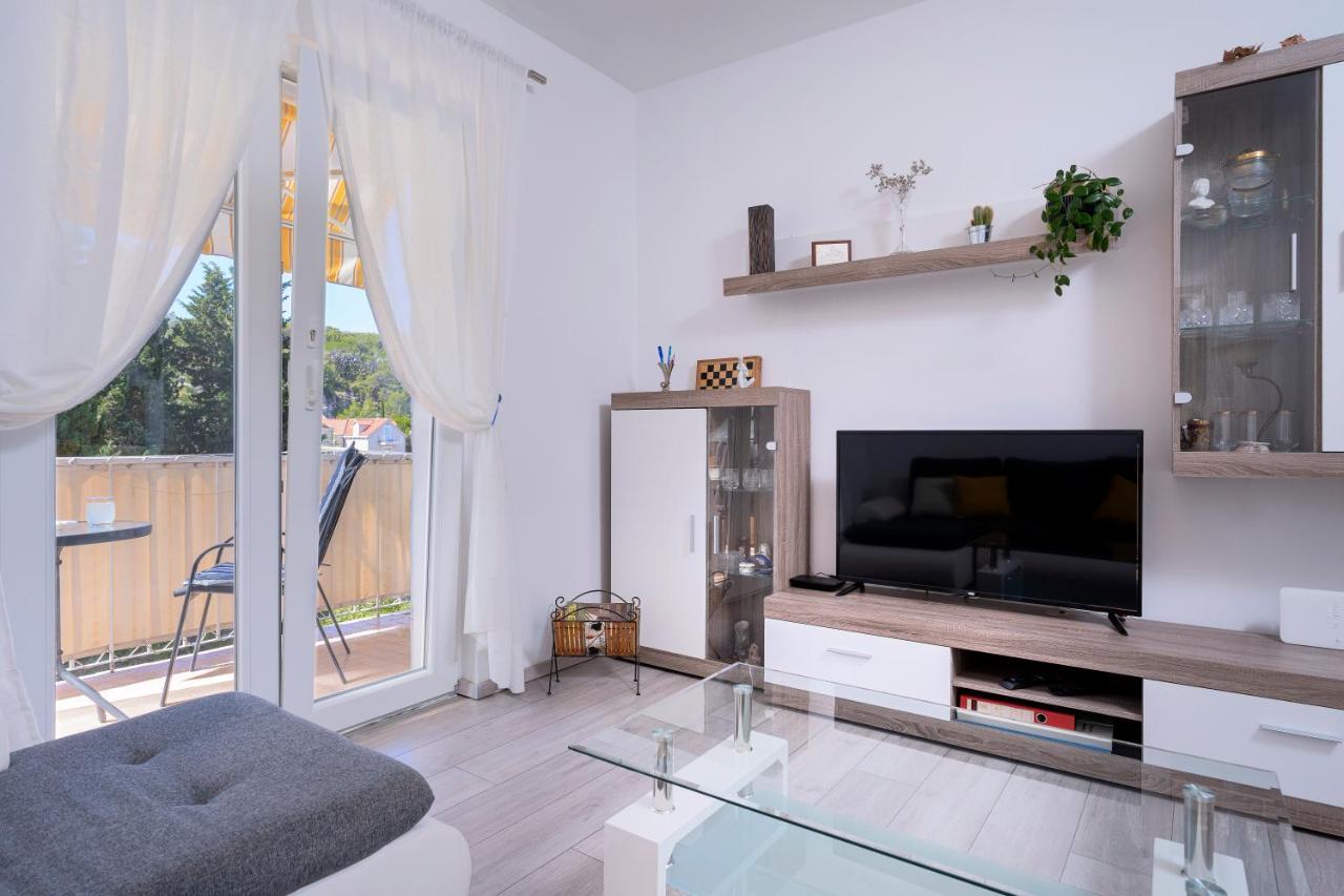 Kumquat Apartment - Zf Hvar Đảo Hvar Ngoại thất bức ảnh