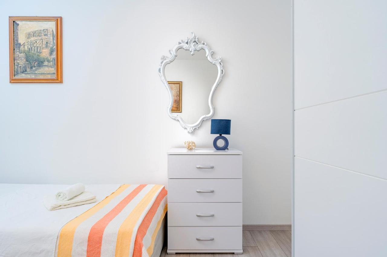 Kumquat Apartment - Zf Hvar Đảo Hvar Ngoại thất bức ảnh