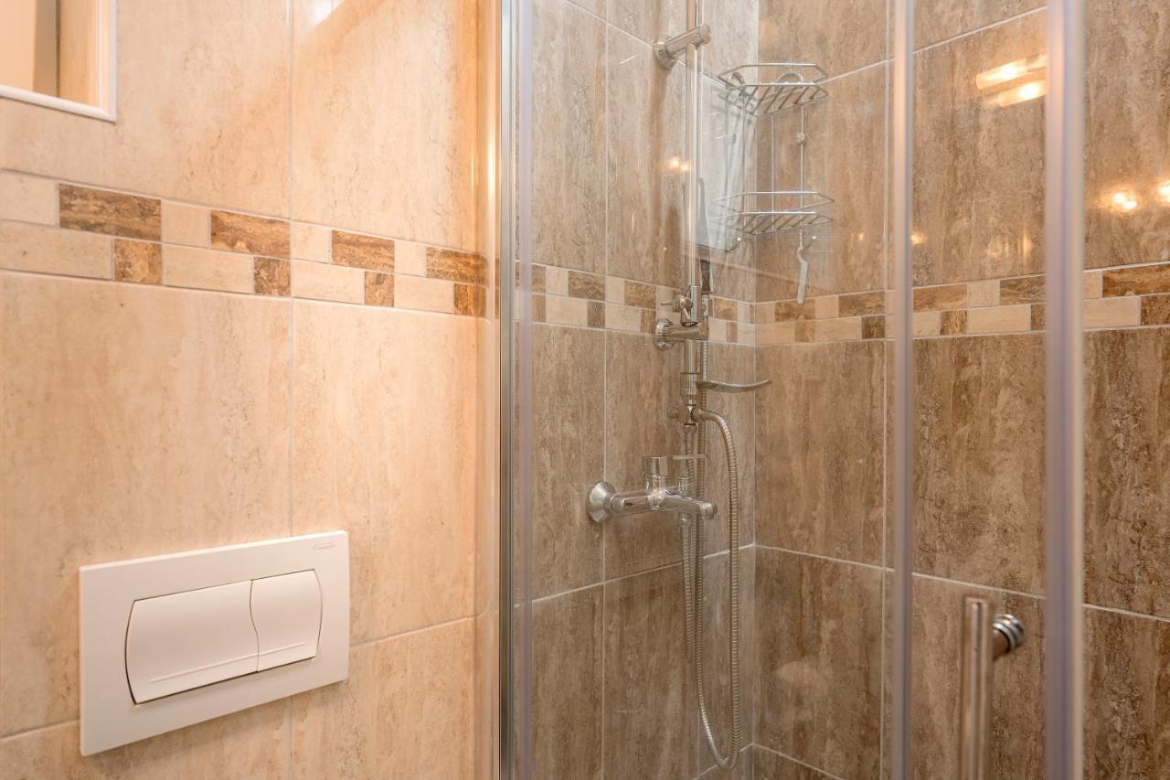 Kumquat Apartment - Zf Hvar Đảo Hvar Ngoại thất bức ảnh