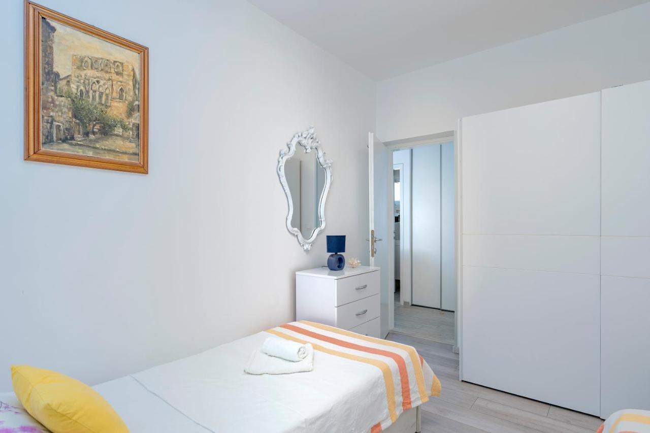 Kumquat Apartment - Zf Hvar Đảo Hvar Ngoại thất bức ảnh